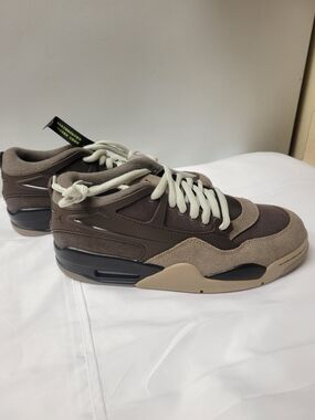 Nike Men's Sneakers in Brown, Tan, and Cream